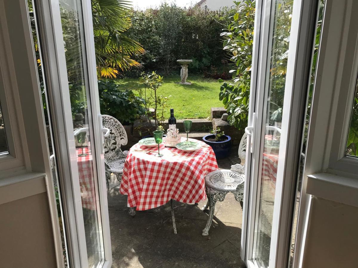 Pretty Victorian Garden Flat Apartment Radipole Exterior photo